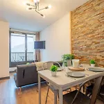 In-out - Heart Of Spacious Apartment, Wifi - Cimes De Caron Apartament Val Thorens