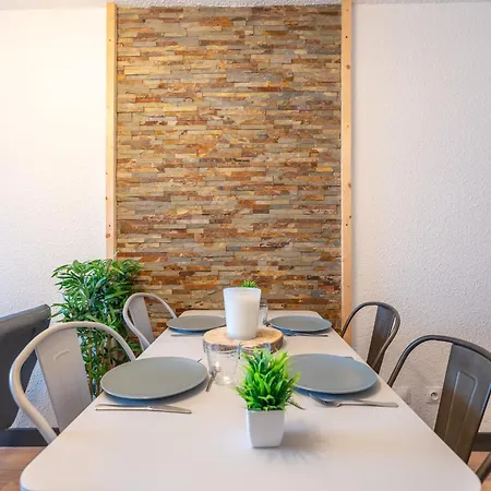 In-out - Heart Of Spacious Apartment, Wifi - Cimes De Caron *